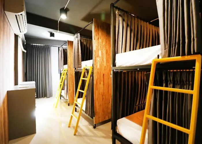 22 Hostal *