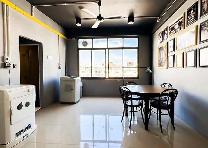 22 Hostal Bangkok