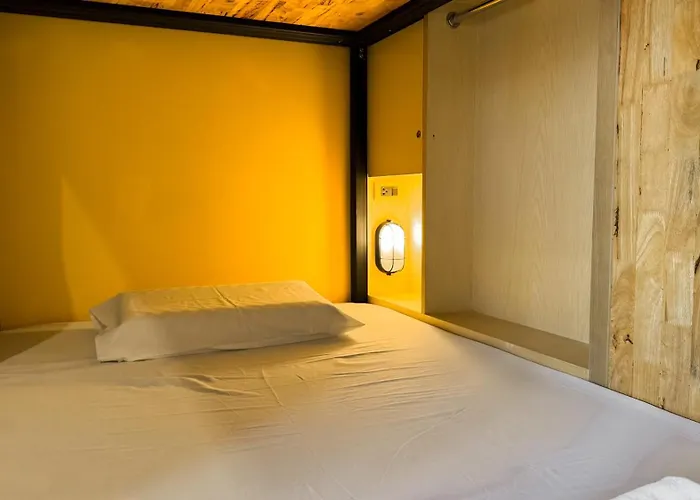 22 Hostal Bangkok